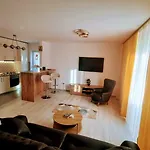 Apartmán Lotus - Stunning View, Parking