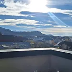 Apartmán Lotus - Stunning View, Parking *
