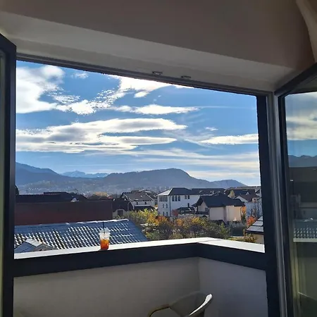 Lotus - Stunning View, Parking Apartamento Braşov