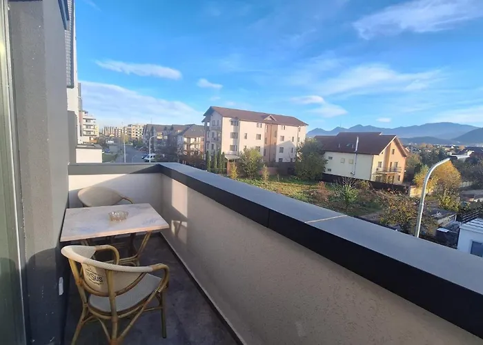 Lotus - Stunning View, Parking Apartman Brassó