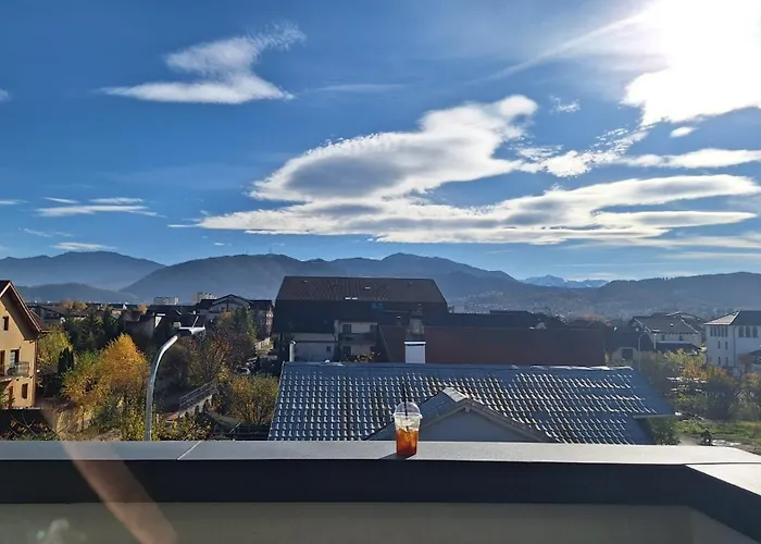 Lotus - Stunning View, Parking