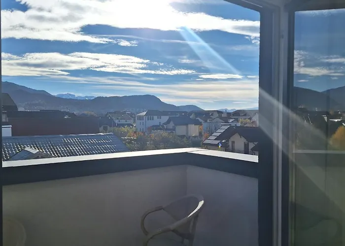 Lotus - Stunning View, Parking Apartman Brassó